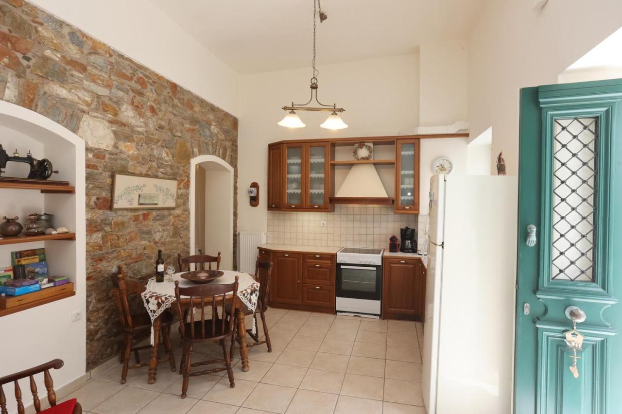 Babina'S Place-Traditional House In Ermoupoli Exterior foto